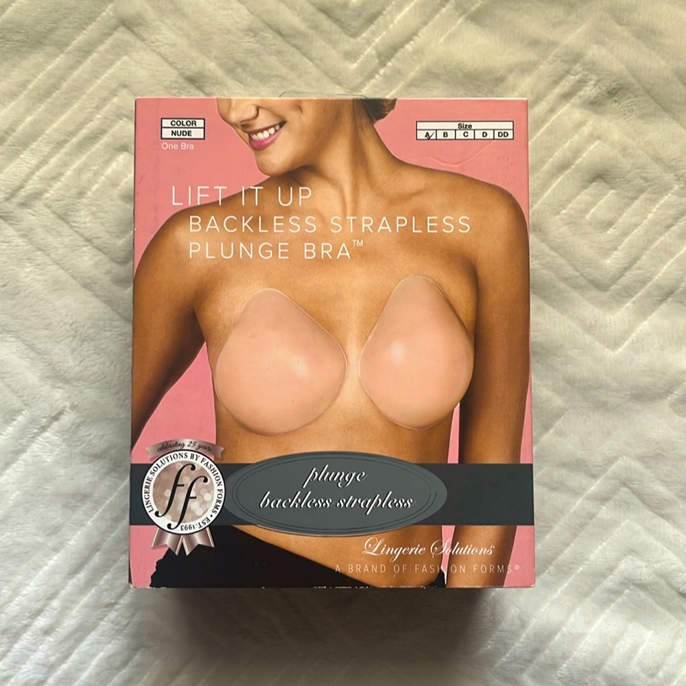***💲BOGO💲*** Backless strapless plunge bra for A cup